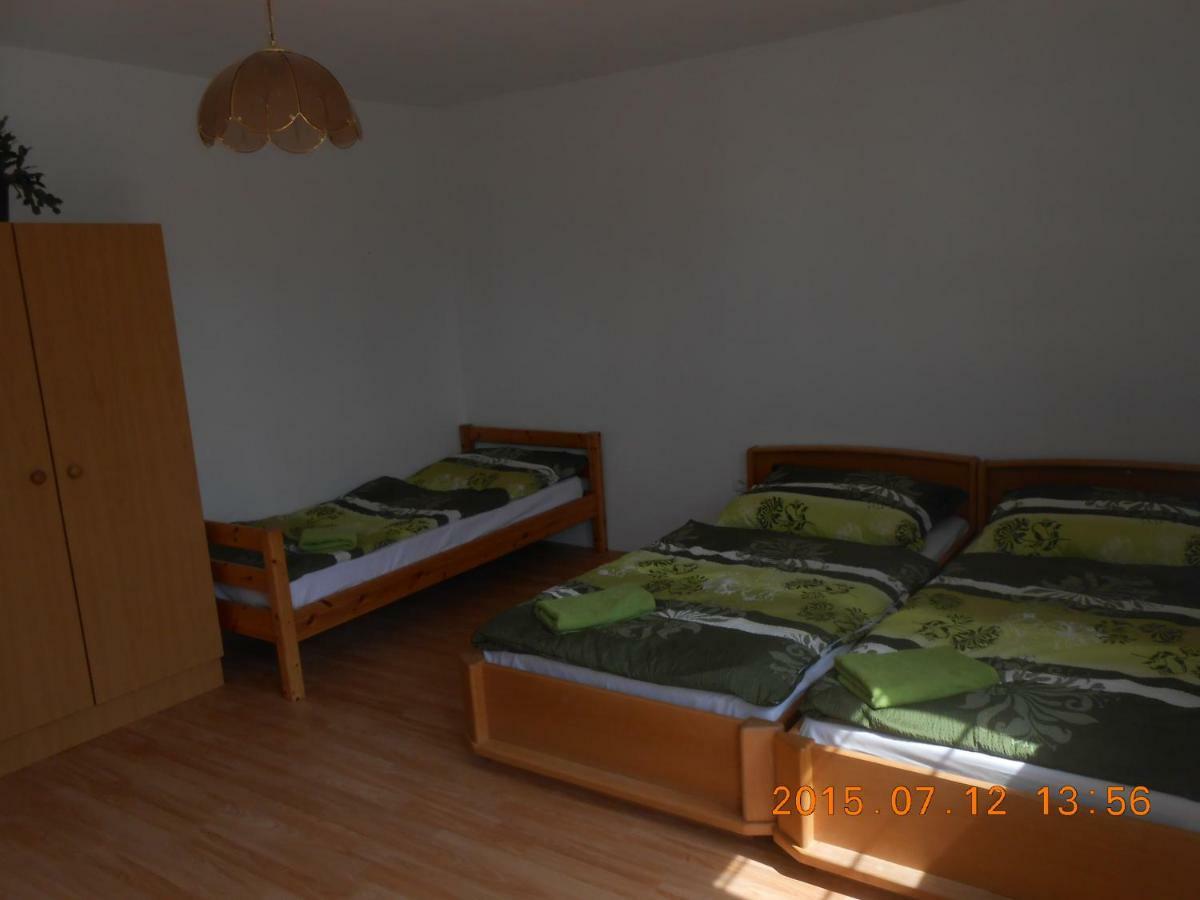 Apartmán Kamila Rakvice Exterior foto